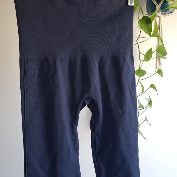 SPANX Look At Me Now Seamless Leggings Tights Navy Blue Small high rise - Picture 7 of 12